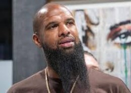 Slim Thug, you're always in the car driving somewhere, why don't you shave?